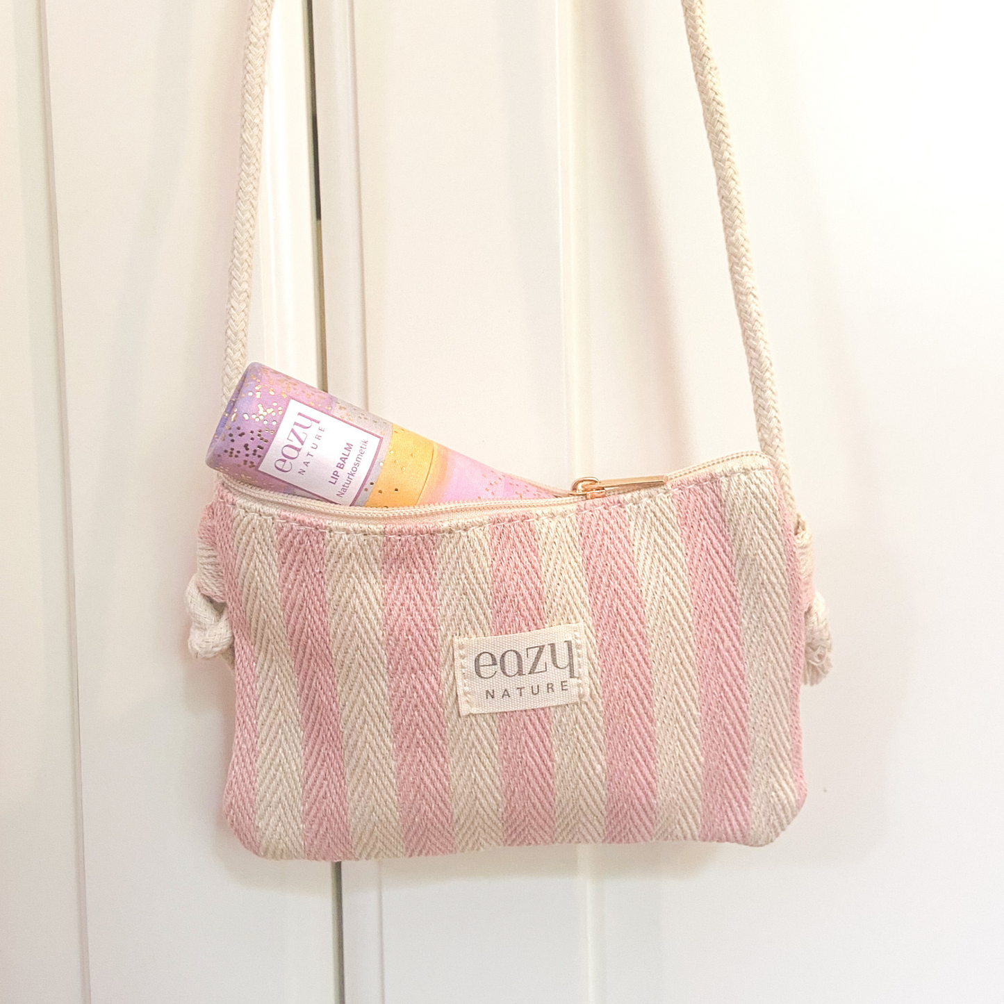 Special: 2 Lippenpflegestifte + 1 Tasche